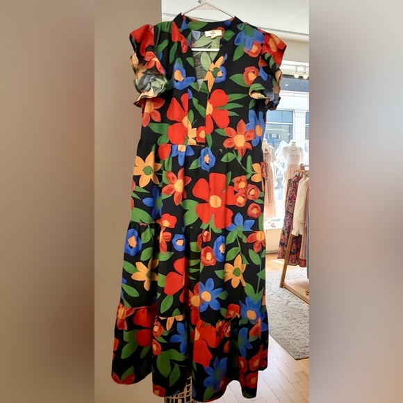 Boutique Entro Tropical Red and Green Floral Midi Dress - Picture 3 of 10
